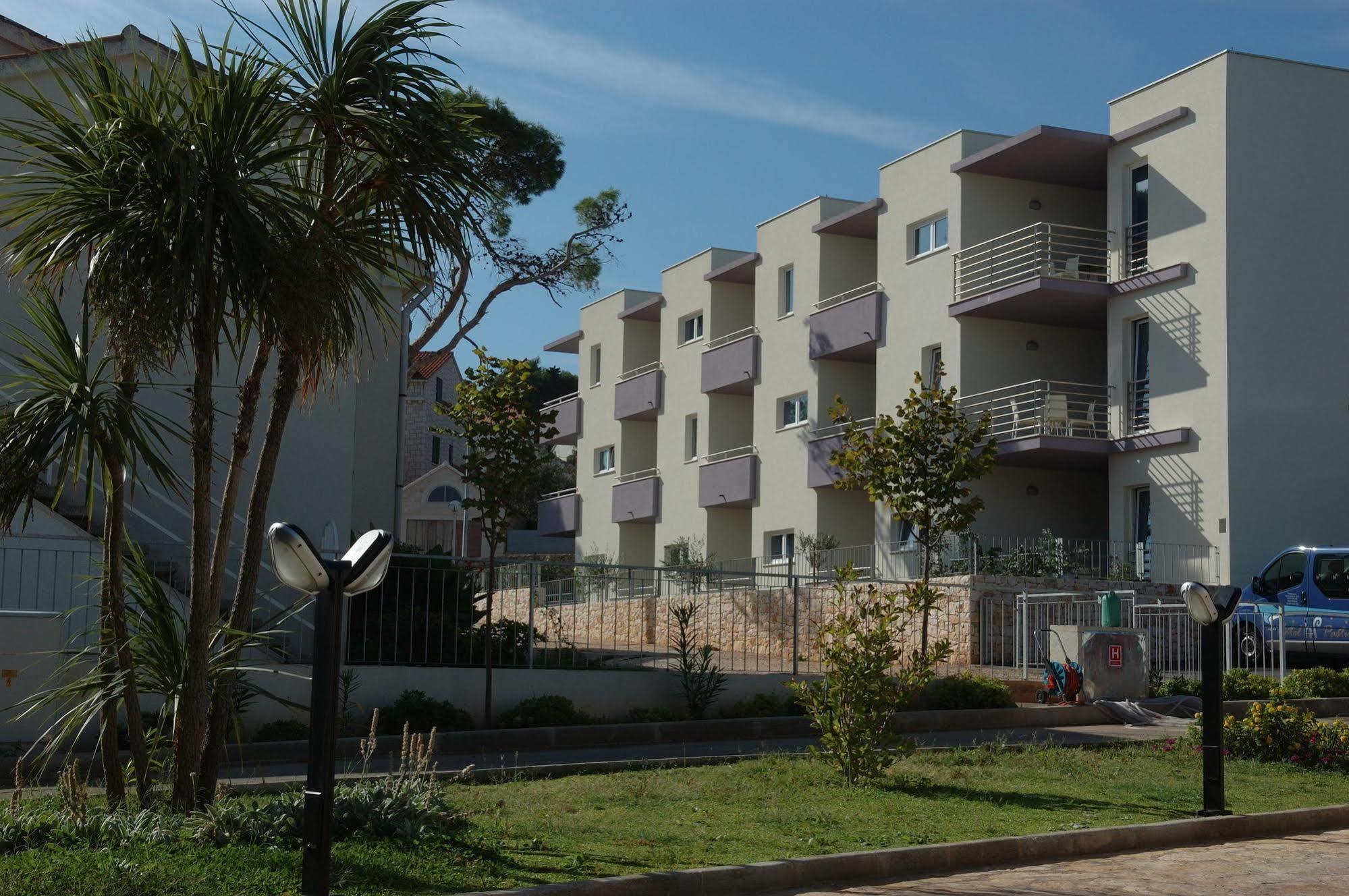 Apartmani Marija พอสติรา ภายนอก รูปภาพ