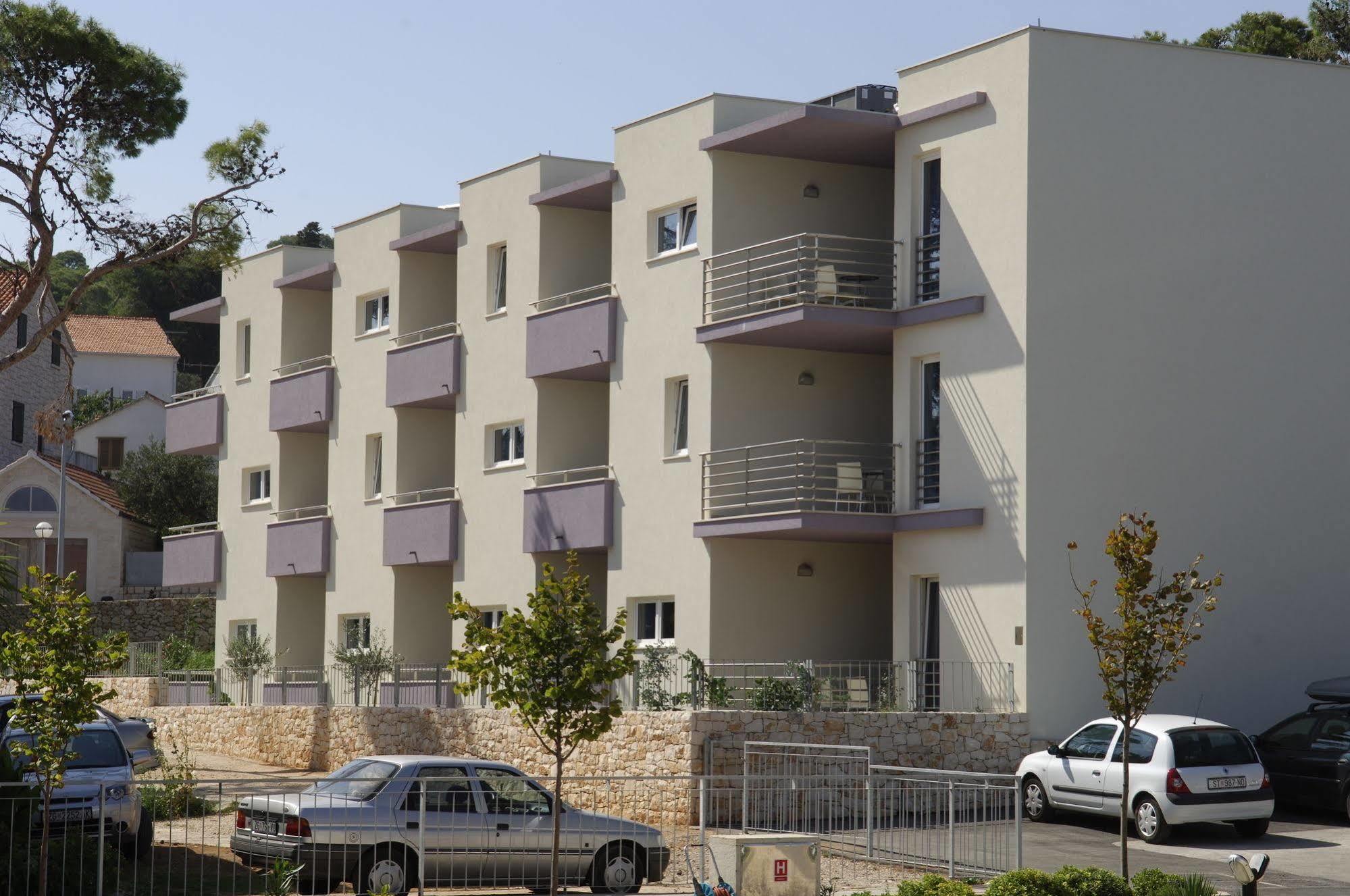 Apartmani Marija พอสติรา ภายนอก รูปภาพ