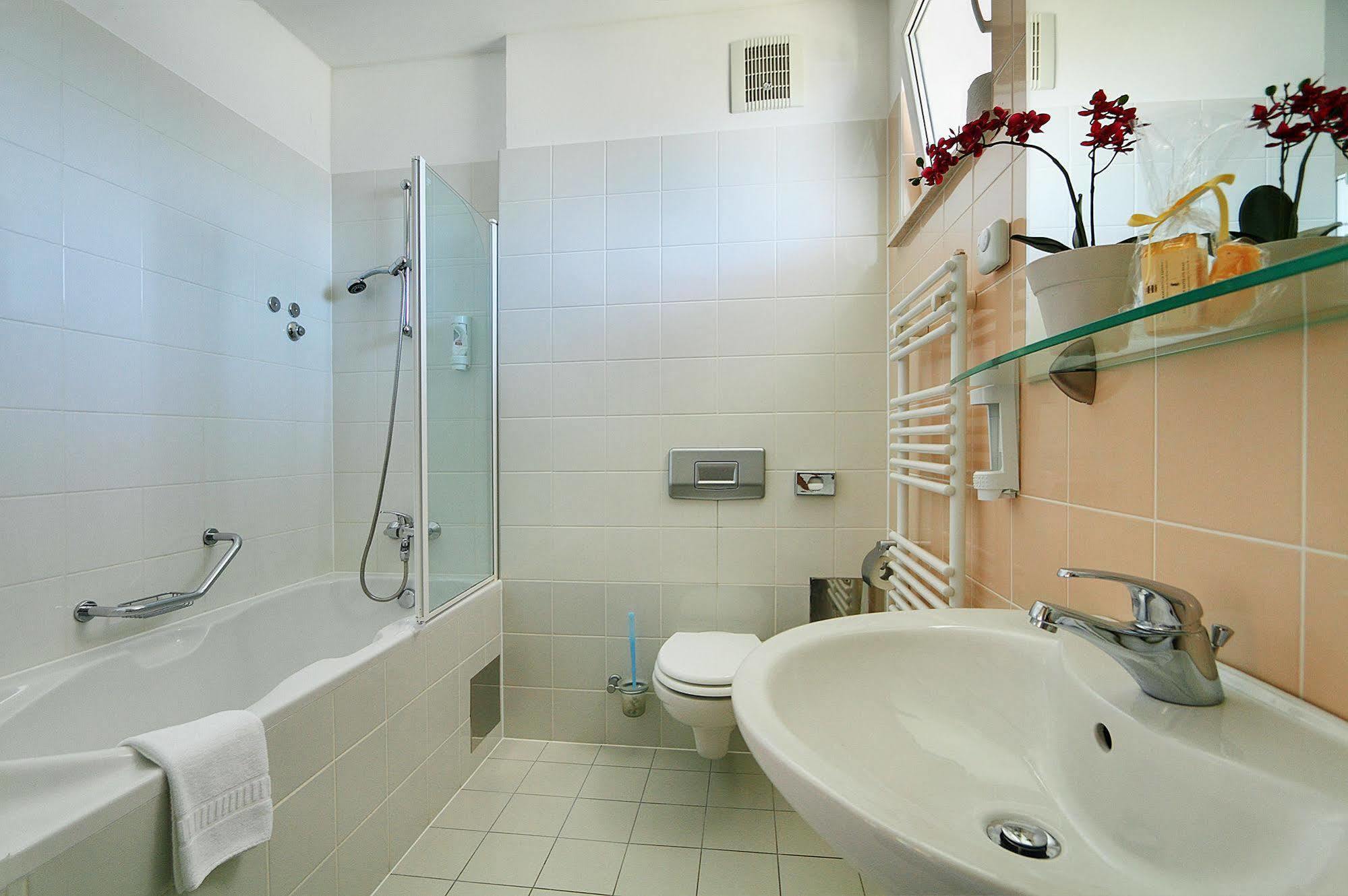 Apartmani Marija พอสติรา ภายนอก รูปภาพ